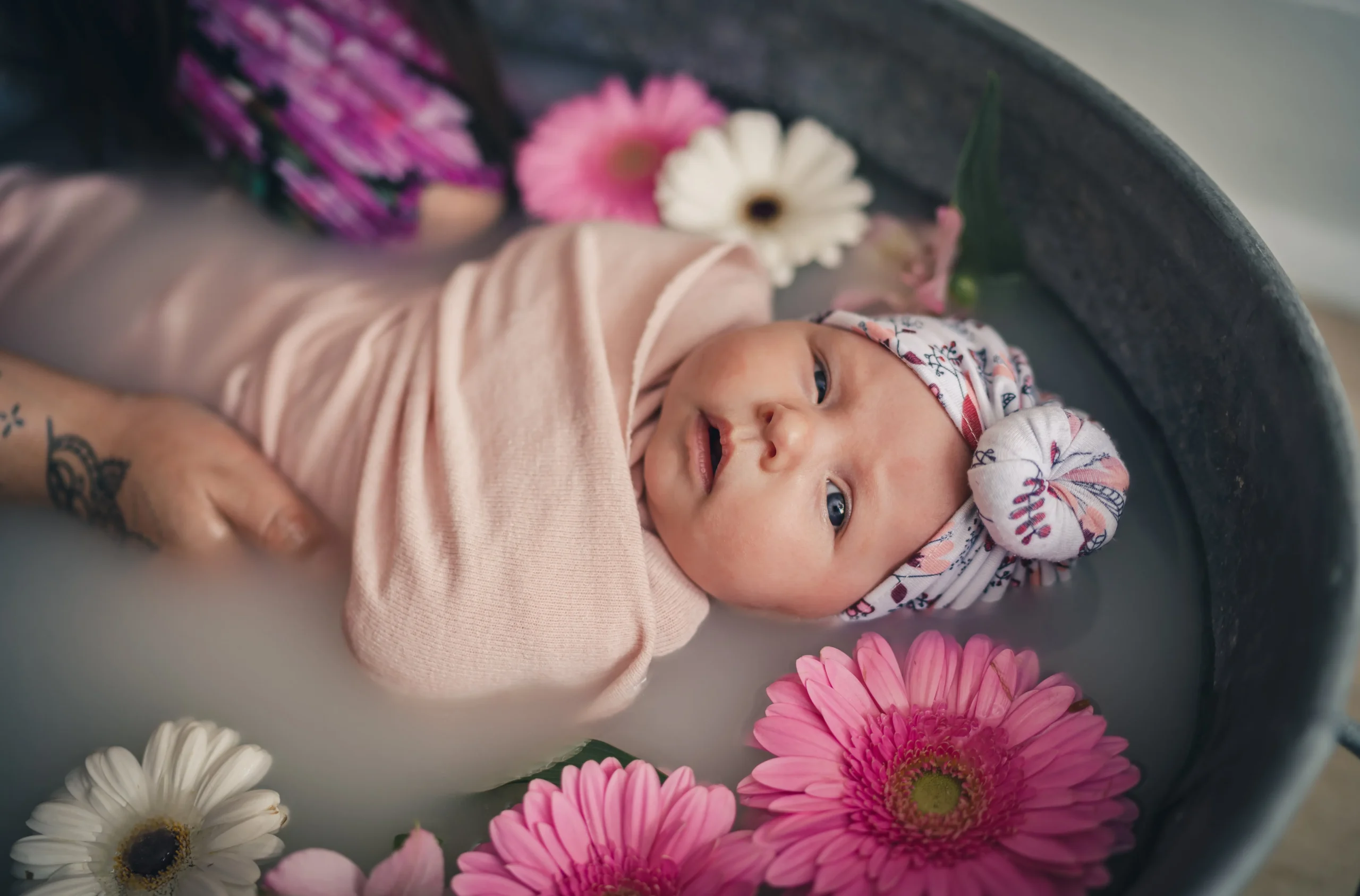 Naissance – bain de lait fleurie auvergne