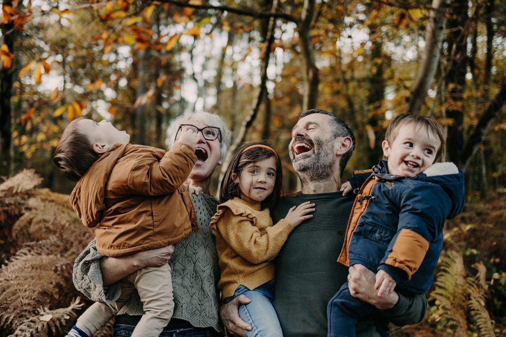 photographe-famille-le-mans-seance-foret (14)