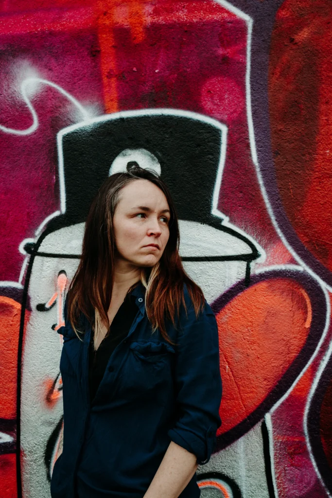 portrait de charlotte, photographe de le regard d'Esmée