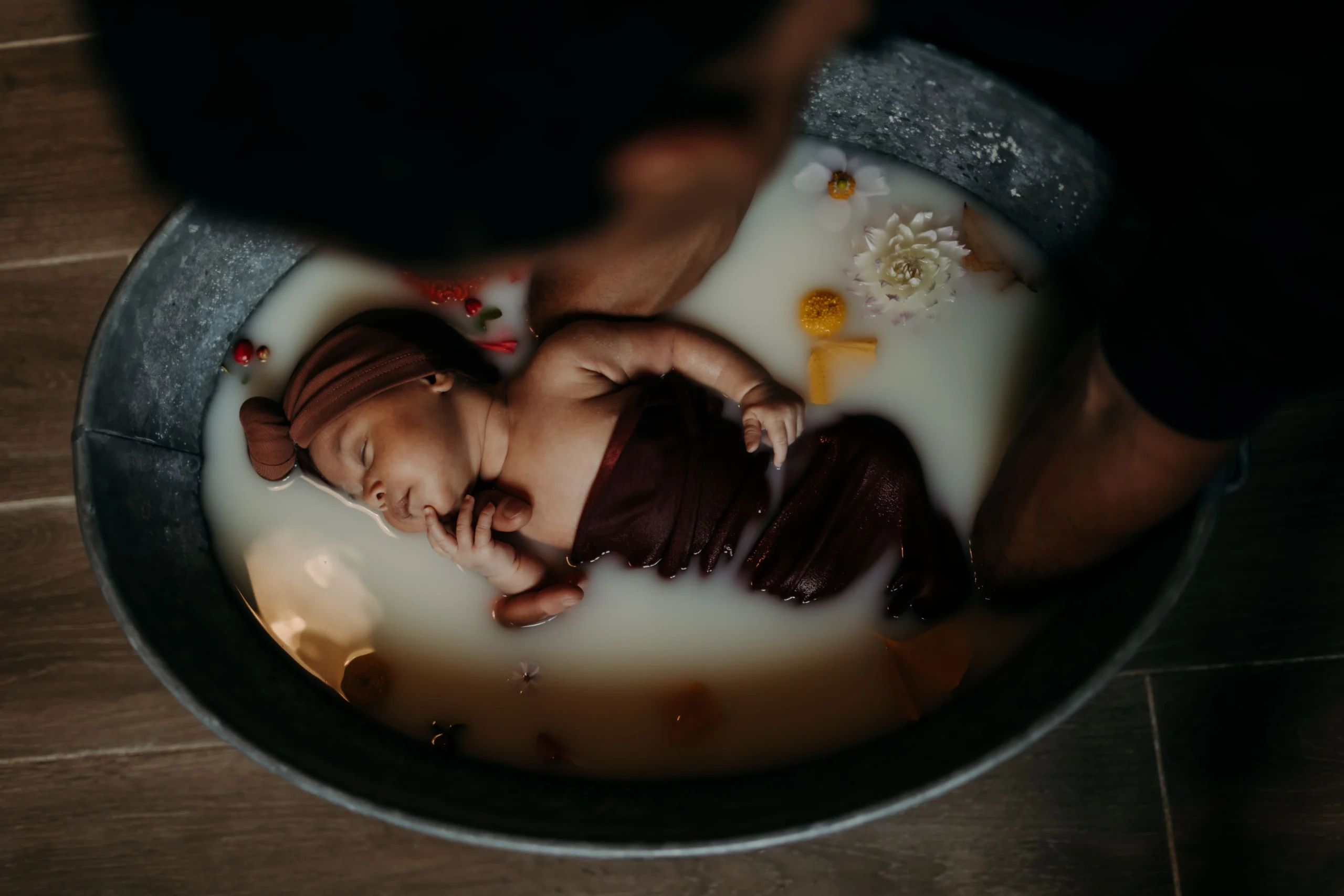 séance-photo-bain-lait-floral-bébé-Le-Mans (7)